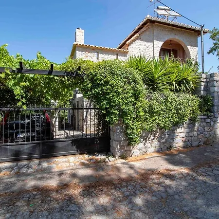 Laconian Collection #karvela's Stone House# Holiday home